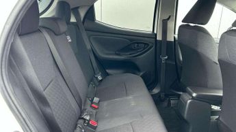 Toyota Yaris 1.5 Hybrid Design 5dr CVT