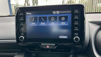 Toyota Yaris 1.5 Hybrid Design 5dr CVT