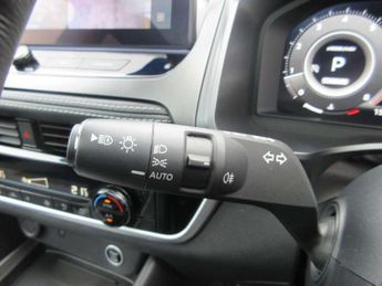 Nissan Qashqai 1.3 DiG-T MH 158 N-Connecta 5dr Xtronic