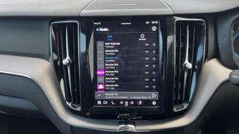 Volvo XC60 2.0 B5P Plus Dark 5dr AWD Geartronic