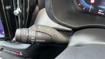 Volvo XC60 2.0 B5P Plus Dark 5dr AWD Geartronic