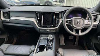 Volvo XC60 2.0 B5P Plus Dark 5dr AWD Geartronic