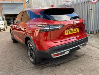 Nissan Qashqai 1.3 DiG-T MH 158 N-Connecta 5dr Xtronic