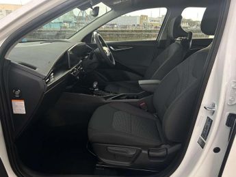 Kia Niro 1.6 GDi 127 Hybrid 2 Nav 5dr DCT