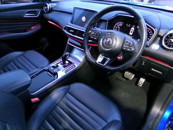 MG HS 1.5 T-GDI Exclusive 5dr DCT