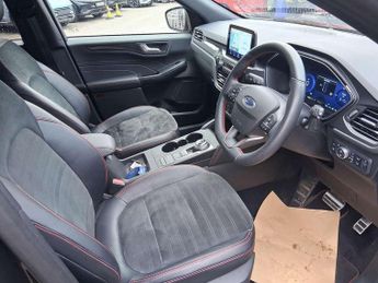 Ford Kuga 2.5 PHEV ST-Line X 5dr CVT