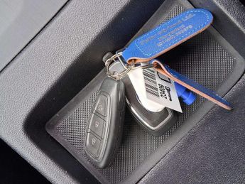 Ford Kuga 2.5 PHEV ST-Line X 5dr CVT