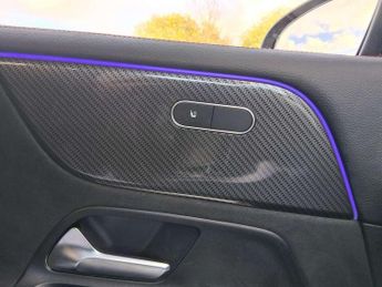 Mercedes-Benz GLB GLB 200 AMG Line Premium 5dr 7G-Tronic