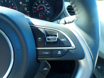 Suzuki Swift 1.2 Mild Hybrid Motion 5dr CVT