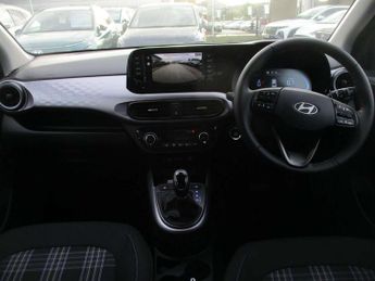Hyundai i10 1.0 [63] Premium 5dr Auto [Nav]