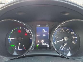 Toyota C-HR 1.8 Hybrid Icon 5dr CVT
