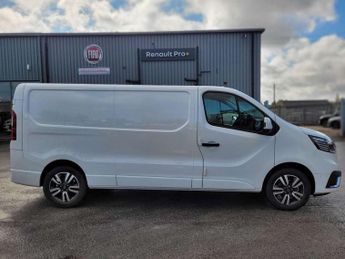 Renault Trafic LL30 Blue dCi 170 Extra Sport [Safety] Van EAG9