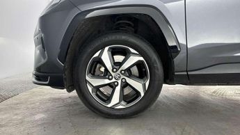 Toyota RAV4 2.5 PHEV Design 5dr CVT