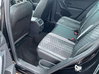Volkswagen Tiguan 2.0 TSI 4Motion R-Line 5dr DSG