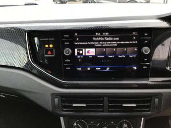 Volkswagen Polo 1.0 TSI Life 5dr DSG