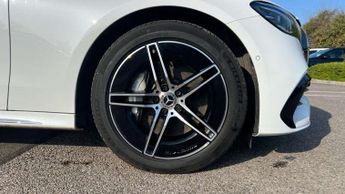 Mercedes-Benz E-Class E300e AMG Line Premium 4dr 9G-Tronic
