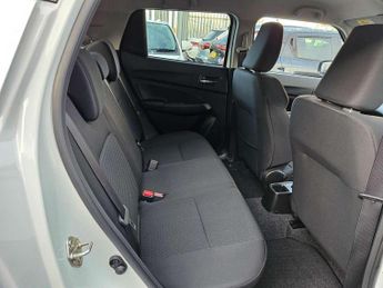 Suzuki Swift 1.2 Dualjet 83 12V Hybrid SZ5 5dr Auto
