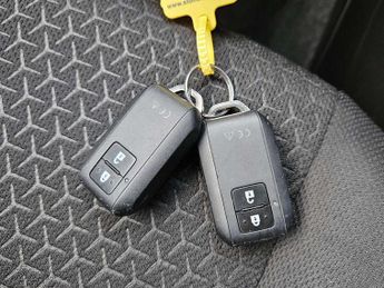 Suzuki Swift 1.2 Dualjet 83 12V Hybrid SZ5 5dr Auto