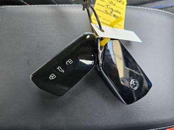 Volkswagen Tiguan 1.5 TSI eHybrid R-Line 5dr DSG