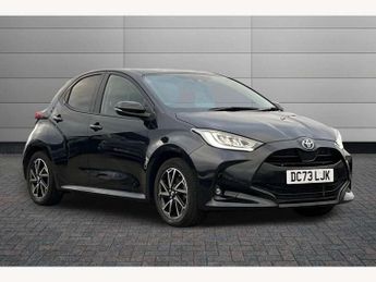 Toyota Yaris 1.5 Hybrid Design 5dr CVT