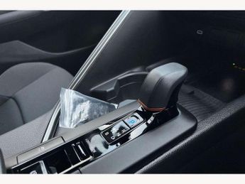 Toyota C-HR 1.8 Hybrid Design 5dr CVT