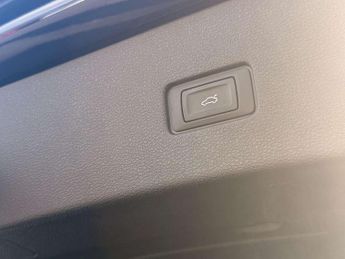 Audi Q8 50 TDI Quattro S Line 5dr Tiptron [Comfort+Sound]