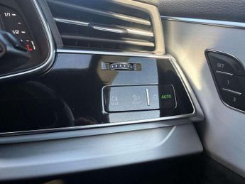 Audi Q8 50 TDI Quattro S Line 5dr Tiptron [Comfort+Sound]
