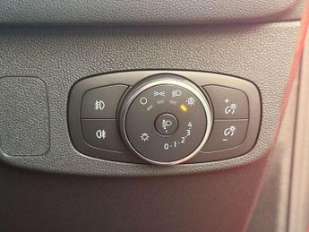 Ford Focus Estate 1.0 EcoBoost Hybrid mHEV 155 ST-Line 5dr Auto