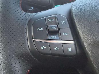 Ford Focus Estate 1.0 EcoBoost Hybrid mHEV 155 ST-Line 5dr Auto