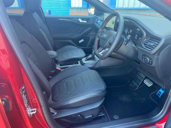 Ford Focus Estate 1.0 EcoBoost Hybrid mHEV 155 ST-Line X 5dr Auto