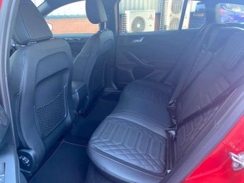 Ford Focus Estate 1.0 EcoBoost Hybrid mHEV 155 ST-Line X 5dr Auto