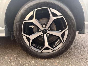 Ford Puma 1.0 EcoBoost Hybrid mHEV ST-Line 5dr DCT