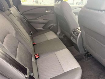 Nissan Qashqai 1.3 DiG-T MH 158 N-Connecta 5dr Xtronic