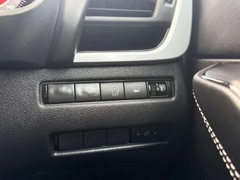 Nissan Qashqai 1.3 DiG-T MH 158 N-Connecta 5dr Xtronic