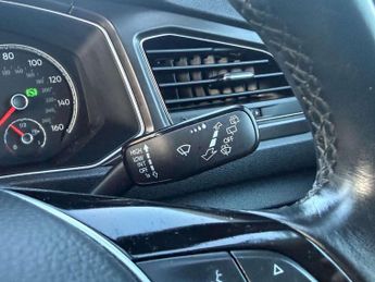 Volkswagen T-Roc 1.5 TSI EVO SE 5dr DSG