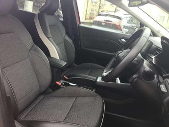 Renault Captur 1.6 E-Tech Plug-in hybrid 160 Techno 5dr Auto