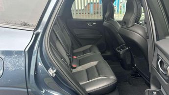 Volvo XC60 2.0 B5P R DESIGN 5dr AWD Geartronic