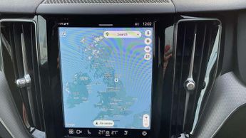 Volvo XC60 2.0 B4P Plus Dark 5dr Geartronic