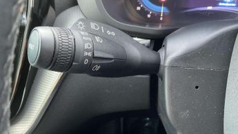 Volvo XC60 2.0 B4P Plus Dark 5dr Geartronic