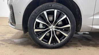 Volvo XC60 2.0 B5P Ultra Dark 5dr AWD Geartronic