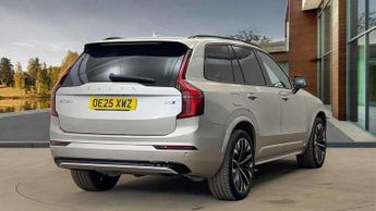 Volvo XC90 2.0 B5P Plus Dark 5dr AWD Geartronic