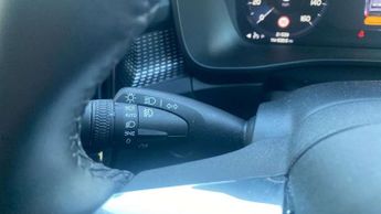 Volvo XC40 1.5 T3 [163] R DESIGN 5dr Geartronic