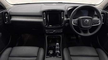 Volvo XC40 2.0 B3P Ultra Dark 5dr Auto
