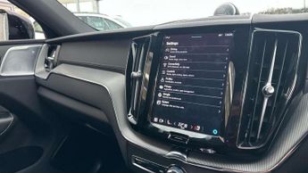 Volvo XC60 2.0 T8 [455] RC PHEV Ultimate Dark 5dr AWD Gtron
