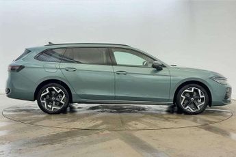 Volkswagen Passat Estate 1.5 TSI eHybrid 272 R-Line 5dr DSG