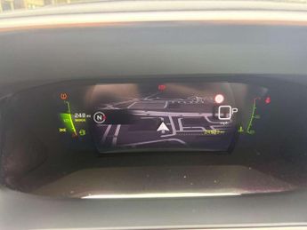 Peugeot 208 1.2 PureTech 100 Allure Premium + 5dr EAT8