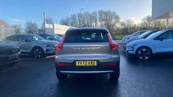Volvo XC40 2.0 B3P Core 5dr Auto