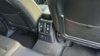 Volvo XC40 Recharge 1.5 T5 Recharge PHEV Ultimate Dark 5dr Auto