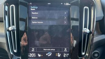 Volvo XC40 Recharge 1.5 T5 Recharge PHEV Ultimate Dark 5dr Auto