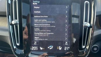 Volvo XC40 Recharge 1.5 T5 Recharge PHEV Ultimate Dark 5dr Auto